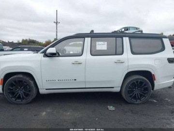 Jeep Wagoneer II 2022 Jeep Grand Wagoneer Series II Obsidian 2022 6.4l 6.4 Benzyna 471KM, zdjęcie 2