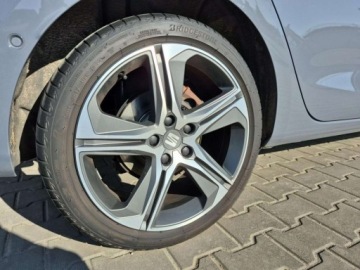 Seat Leon IV Hatchback 1.5 eTSI (MHEV) 150KM 2024 Seat Leon Seat Leon FR1.5 150 kmsalon pltop wyposazenie 1.5 Benzyna, zdjęcie 19