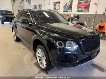 Bentley Bentayga 2017 Bentley Bentayga 2017 W12, 6.0, 4x4, od ubezpieczyciela 6.0 Benzyna 600KM, zdjęcie 8