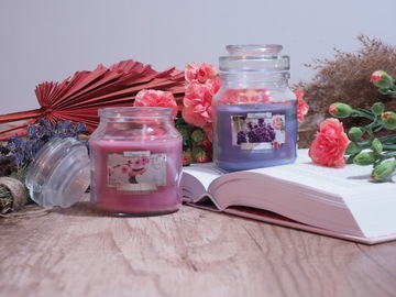 АРОМАТИЧЕСКАЯ СВЕЧА РОЖДЕСТВЕНСКАЯ СВЕЧА ЯБЛОКО КОРИЦА ПОДАРОЧНАЯ БАНКА 28Ч