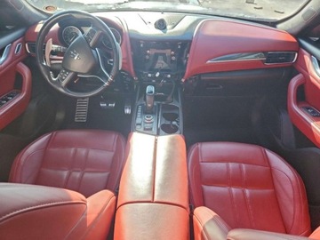 Maserati Levante 2022 Maserati Levante Modena 2022 3.0 Benzyna 345KM, zdjęcie 8