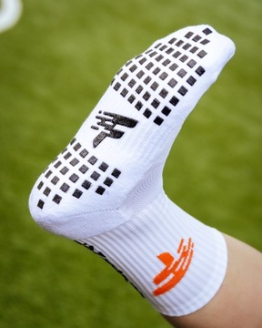 ФУТБОЛЬНЫЙ КОВРИК Носки противоскользящие Junior, размеры 34-39