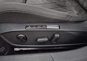 Volkswagen Golf VIII Variant 2.0 TDI 150KM 2022 Volkswagen Golf Style 2.0TDI 150KM DSG Masaz Alkantara Navi ACC Ambient Al, zdjęcie 11