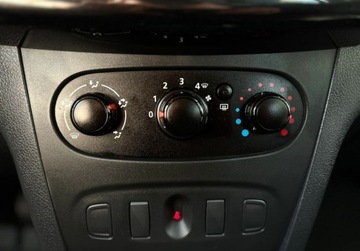 Dacia Logan II MCV Facelifting 1.0 SCe 73KM 2018 Dacia Logan Salon Pl Niski przebieg Gwarancja w cenie Warszawa KL Benzyna, zdjęcie 19