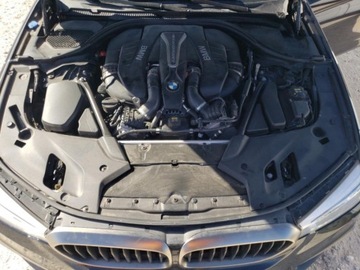 BMW Seria 5 G30-G31 2019 BMW M5 2019 BMW M550XI 4.4 Benzyna 617KM, zdjęcie 8