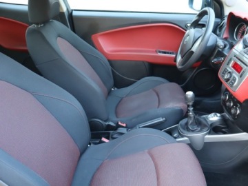 Alfa Romeo MiTo Hatchback 3d 1.4 16v 78KM 2009 Alfa Romeo MiTo 1.4 MPI, Salon Polska, Klima, zdjęcie 8