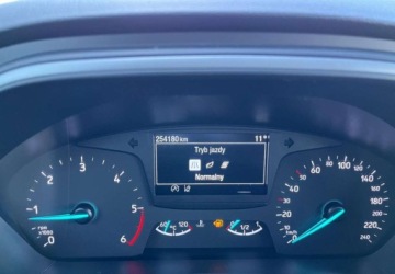 Ford Focus IV Kombi 1.5 EcoBlue 120KM 2020 Ford Focus Ford Focus 1.5 EcoBlue SCR Trend 1.5 Diesel 120KM, zdjęcie 13