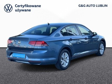 Volkswagen Passat B8 Limousine 1.4 TSI BlueMotion Technology 125KM 2017 Volkswagen Passat Limousine 1.4 TSI BMT 125 KM 6-biegowa manualna Salon Po, zdjęcie 4