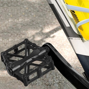 2 SZT PEDAŁY ROWEROWE DO ROWERÓW PEDAŁ DO ROWERÓW GÓRSKICH UNIWERSALNEGO