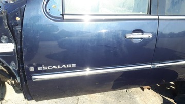 CADILLAC ESCALADE III DVEŘE PŘEDNÍ LEVÉ