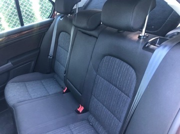 SEATS SEATS SUPERB IIFL седан электрический