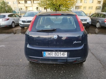 Fiat Punto Grande Punto Hatchback 5d 1.4 8v 77KM 2007 Fiat Grande Punto, benzyna, 1.4, zdjęcie 2