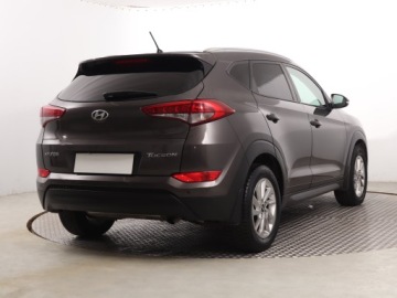 Hyundai Tucson III SUV 1.7 CRDi 141KM 2016 Hyundai Tucson 1.7 CRDi, Salon Polska, Automat, zdjęcie 4
