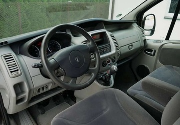 Renault Trafic II Kabina 2.0 dCi 115KM 2013 Renault Trafic Renault Trafic Passenger Expression 2.0 Diesel 114KM, zdjęcie 20