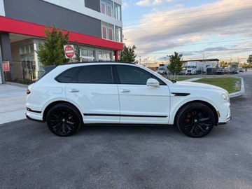 Bentley Bentayga 2021 Bentley Bentayga Speed 2021 6.0 Benzyna 626KM, zdjęcie 1