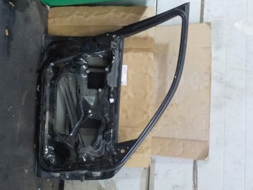 BMW 320 E46 DVEŘE LEVÝ PŘEDNÍ KOMBI
