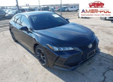 Toyota Avalon III 2022 Toyota Avalon XSE Nightshade Hybrid 2022 2.5 Hybryda 176KM