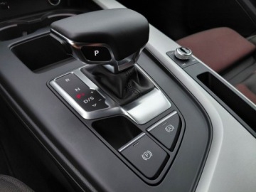 Audi A4 B9 Avant Facelifting 2.0 40 TFSI 204KM 2024 Audi A4 Avant Matrix LED Pakiet Competition Audi smartphone interface, zdjęcie 23