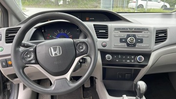 Honda Civic IX Sedan 1.8 i-VTEC 142KM 2012 Civic 1.8 S, zdjęcie 12
