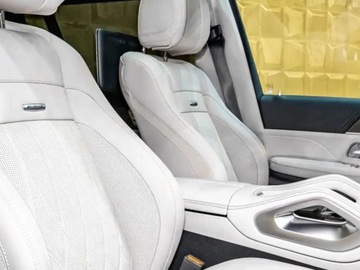 Mercedes GLS X167 SUV AMG Facelifting 4.0 63 612KM 2025 MERCEDES-BENZ GLS AMG 63 4MATIC+ Suv 4.0 (612KM) 2025, zdjęcie 4