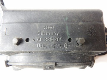 AUDI A4 B5 KLIKA DVEŘE LEVÝ ZADNÍ