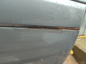 ДВЕРЬ ЗАДНЯЯ ПРАВАЯ OPEL ZAFIRA B Z155