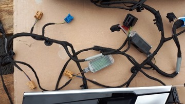 A4 B9 НАКЛАДКИ ПОДЪЕМНОЙ ДВЕРИ AMBIEENTE SIDE QQ2 LED