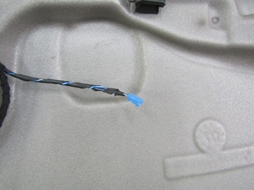 BMW 5 E60 E61 DVEŘE PŘEDNÍ PRAVÉ 07 KOMPLETNÍ