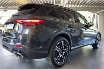 Mercedes GLC C254/X254 Coupe 2.0 200 204KM 2025 Mercedes-Benz GLC 200 4MATIC AMG Pakiet Night Digital Light HAK Pakiet, zdjęcie 2