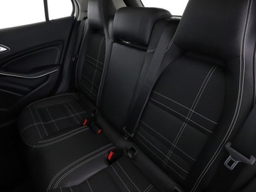 Mercedes GLA I Off-roader 2.0 250 211KM 2016 Mercedes GLA 250 4x4 automat full LED półskóra, zdjęcie 16