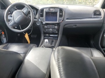 Chrysler 300C II 2023 Chrysler 300s 2023 3.6L 3.6 Benzyna 300KM, zdjęcie 8