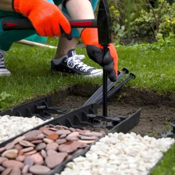 GARDEN BARRIER Black 4cm 10m + 20 FLEXIBLE ANCHORS OBEB4010SET