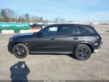 Mercedes GLC C254/X254 2025 Mercedes-Benz GLC 300 4Matic SUV 2025 2.0 Benzyna 255KM, zdjęcie 2