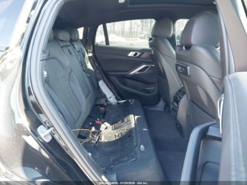BMW X6 G06 2022 BMW X6 xDrive40i 2022 3.0 Benzyna 335KM, zdjęcie 12
