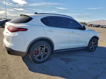 Alfa Romeo Stelvio SUV Facelifting 2.0 Turbo 280KM 2022 Alfa Romeo Stelvio Ti 2022 2.0 Benzyna 280KM, zdjęcie 3