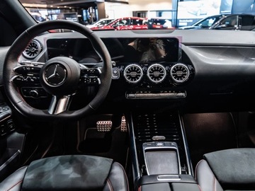 Mercedes GLA II Off-roader Facelifting 2.0 220 190KM 2025 MERCEDES-BENZ GLA 220 4-Matic AMG Line 2.0 (190KM) 2025, zdjęcie 8