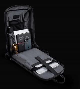 Твердый рюкзак для ноутбука Arctic Hunter 15