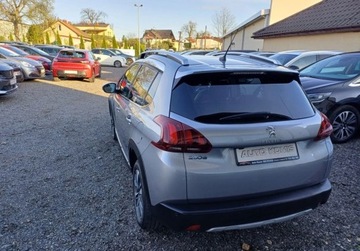 Peugeot 2008 I SUV Facelifting 1.2 PureTech 110KM 2019 Peugeot 2008 1.2 Benzyna 110KM, zdjęcie 3