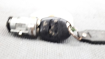 D07KA SPÍNACÍ SKŘÍŇKA KLÍČEK FORD MONDEO MK2