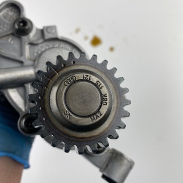 МАСЛЯНЫЙ НАСОС AUDI Q3 Q5 TT VW GOLF 1.8 2.0TFSI