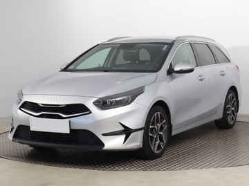 Kia Ceed III Kombi Facelifting 1.5 T-GDI 160KM 2022 Kia Ceed 1.5 T-GDI, Salon Polska, Serwis ASO, zdjęcie 1