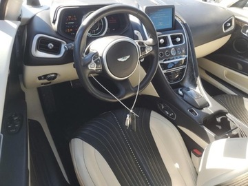 Aston Martin DB11 2017 Aston Martin DB11 2017 5.2l 5.2 Benzyna 600KM, zdjęcie 8