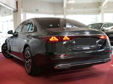 Mercedes Klasa E W214 Sedan 2.0 220d 197KM 2025 E Klasa 220 d Avantgarde 2.0 (197KM) 2025, zdjęcie 2