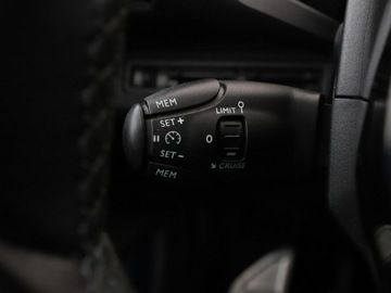 Peugeot 3008 II Crossover 1.2 PureTech 130KM 2018 Peugeot 3008 Crossway alcantara virtual navi, zdjęcie 35
