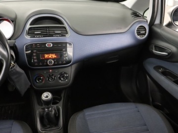 Fiat Punto Grande Punto Hatchback 5d 1.4 8v 77KM 2010 Fiat Punto Evo 1.4, Salon Polska, GAZ, Klima, zdjęcie 7