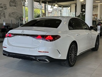 Mercedes Klasa E W214 Sedan 2.0 220d 197KM 2025 E Klasa 220 d 4-Matic AMG 2.0 (197KM) 2025, zdjęcie 2