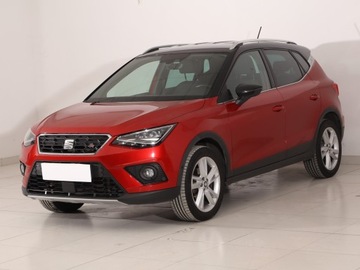 Seat Arona Crossover 1.0 EcoTSI 115KM 2018 Seat Arona 1.0 TSI, Salon Polska, Automat, Navi, zdjęcie 1