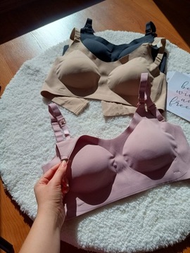 Улыбка -Без беременности лактация.