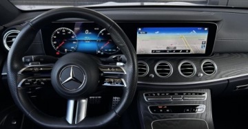 Mercedes Klasa E W214 Sedan 2.0 220d 197KM 2023 Mercedes-Benz Klasa E 4Matic AMG Line SalonPL Distonic CarPlay Android Aut, zdjęcie 14