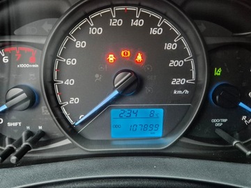 Toyota Yaris III Hatchback 5d Facelifting 2017 1.0 VVT-i 72KM 2020 Toyota Yaris III (2011-2019) 1.0 Active Instalacj, zdjęcie 9